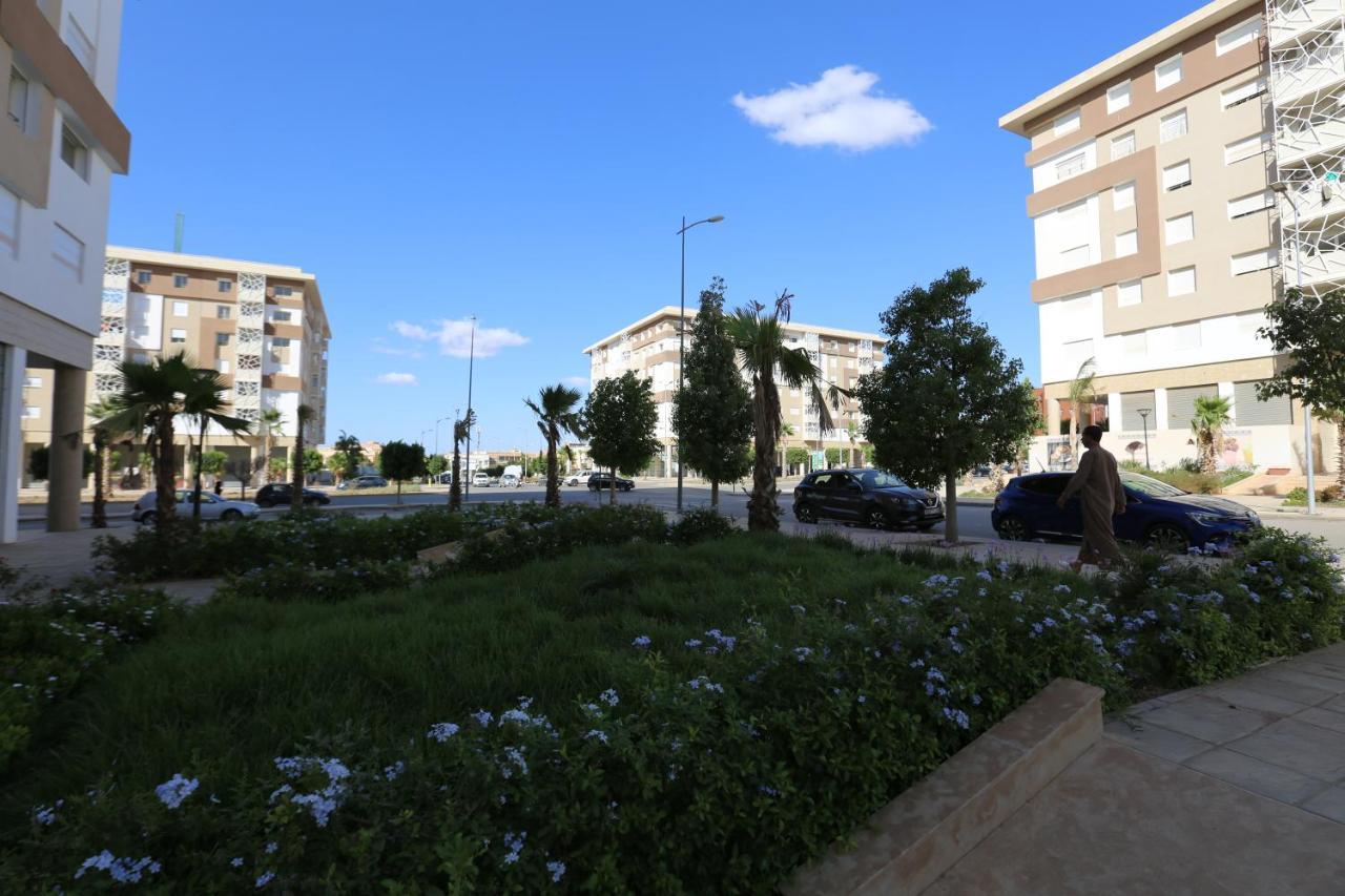 Dlx02 Apartment Oujda Bagian luar foto